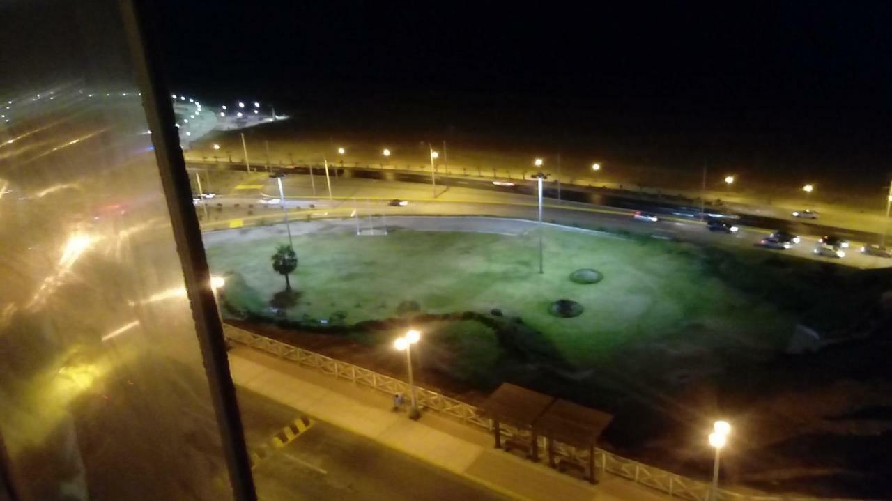 Blue Coast Lima Private Rooms Bagian luar foto
